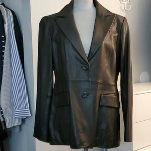 Jone's New York black leather blazer